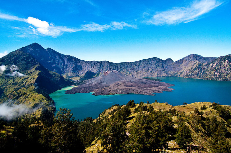 Exceptional Hiking Sites: Mount Rinjani